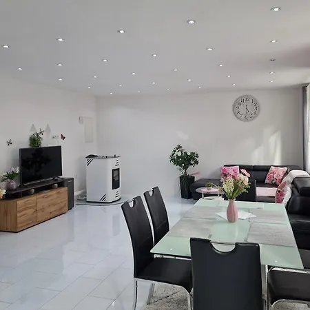 Deea Apartament *
